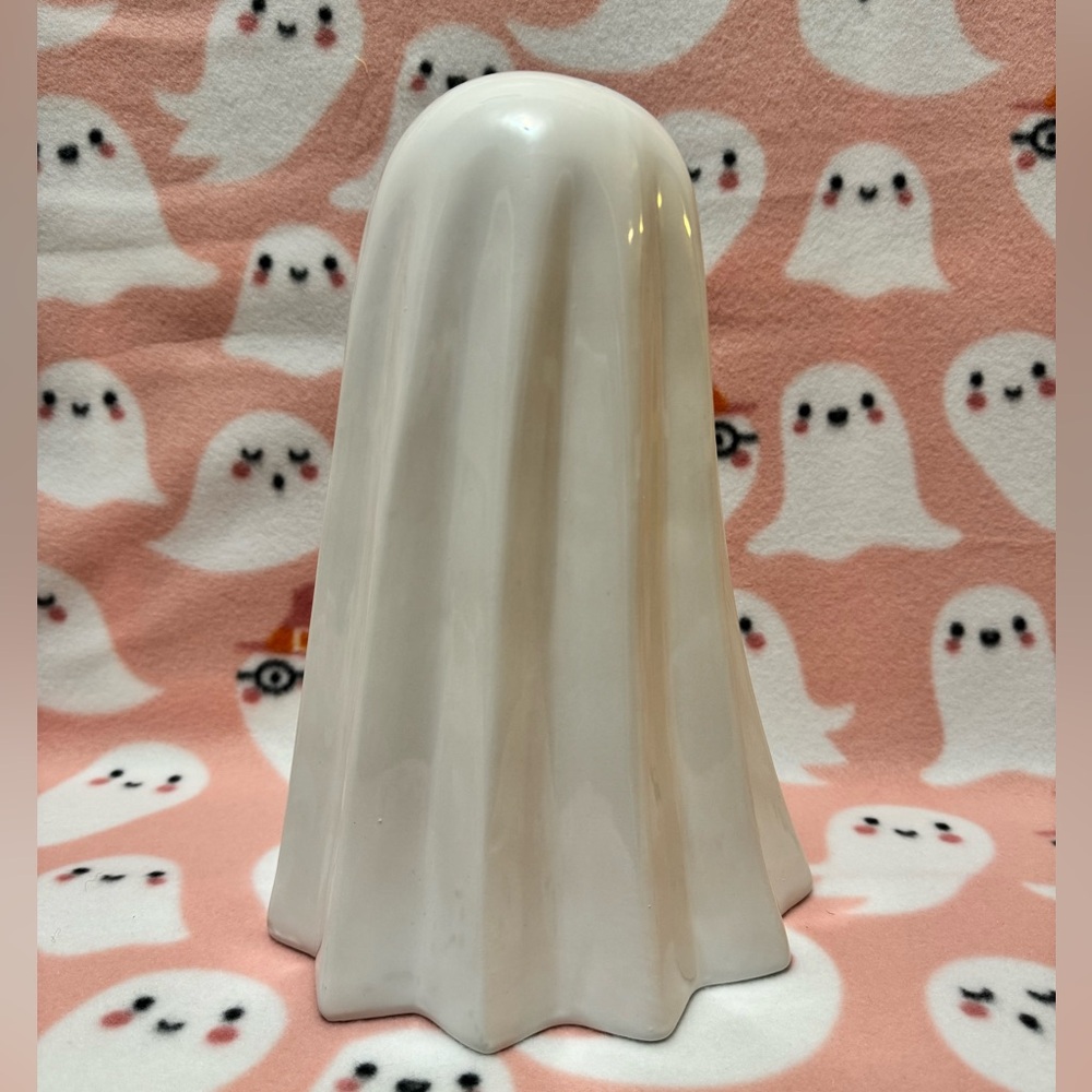 Martha Stewart 11” Tall Ceramic LED Halloween Ghost NWT - Picture 3 of 4